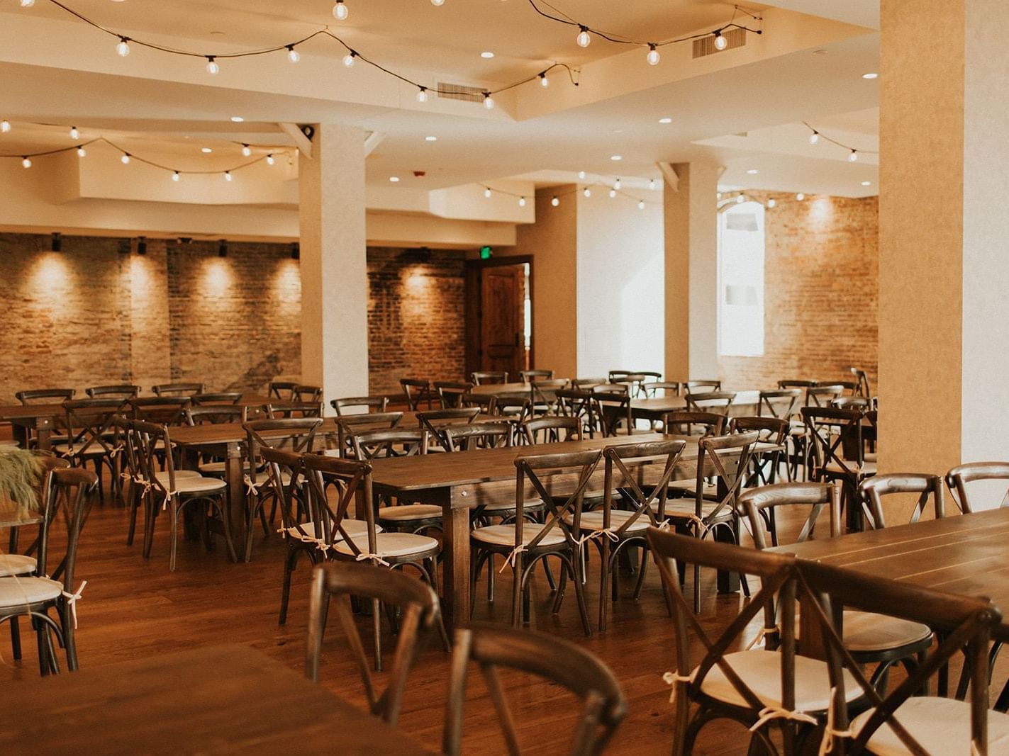 Gilman Event Hall in Chattanooga Marriot at Defoor Hospitality