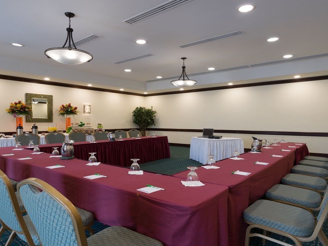 U-shaped table arranged in Oasis Boardroom for a meeting at Holiday Inn Montego Bay