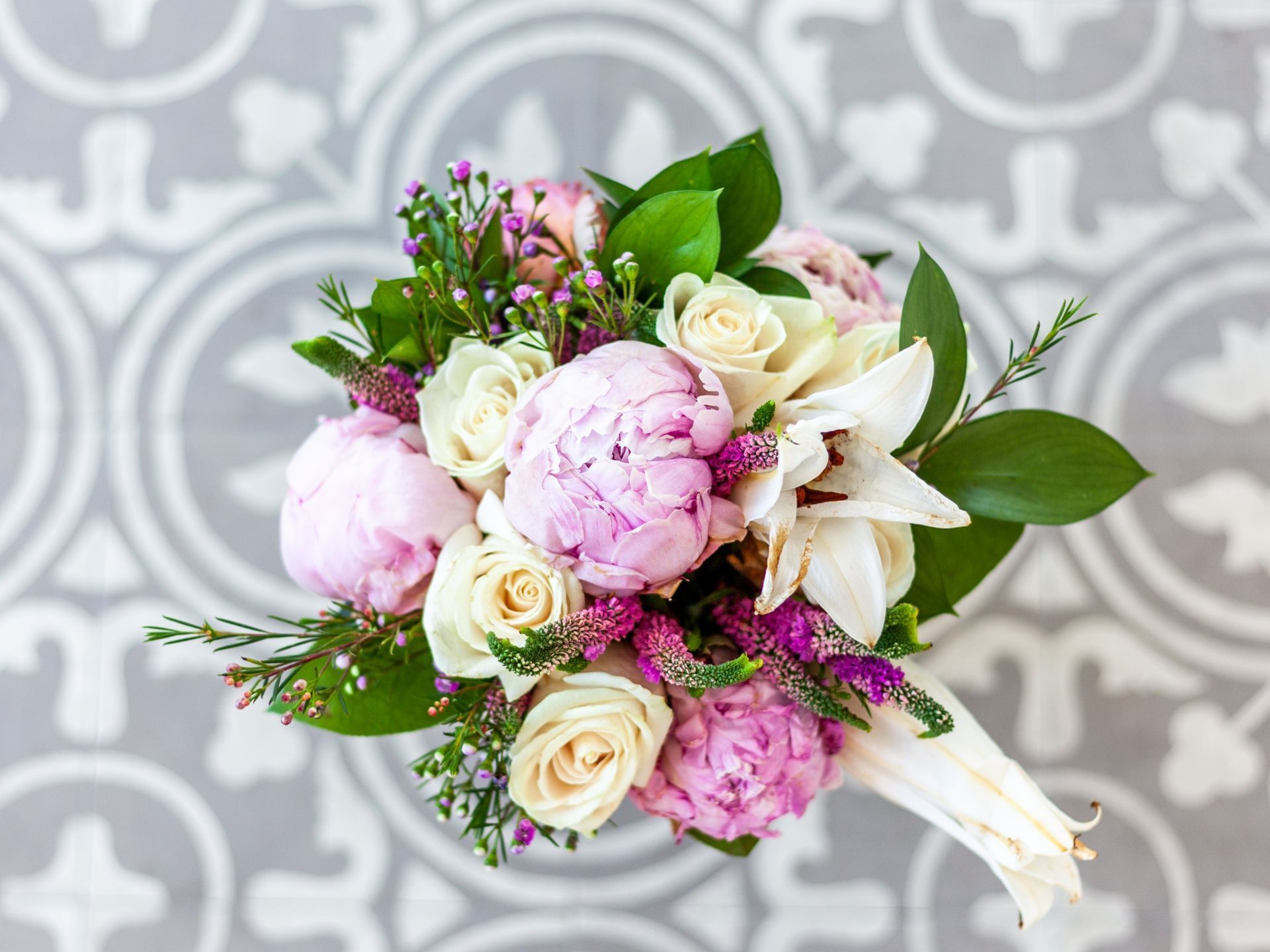 Close up of a flower vase arrangement at Casa Boutique Hotel