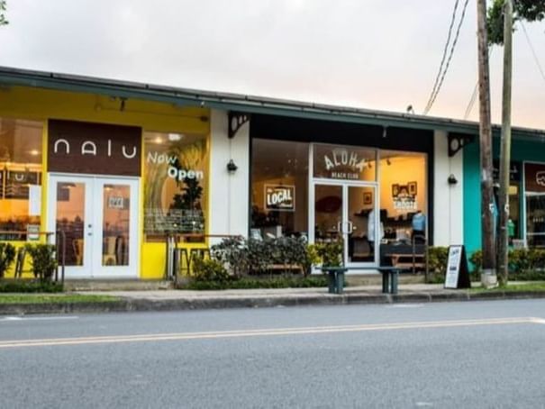 Exterior view of Nalu Cafe in Kailua Town near Paradise Bay Resort