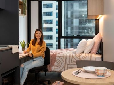UniLodge-Melbourne-Central-Studio-Long