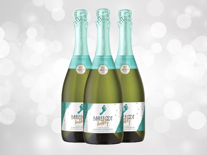 Bottles of Barefoot Bubbly Moscato