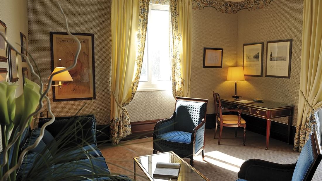 Salon chambre Suite Junior.