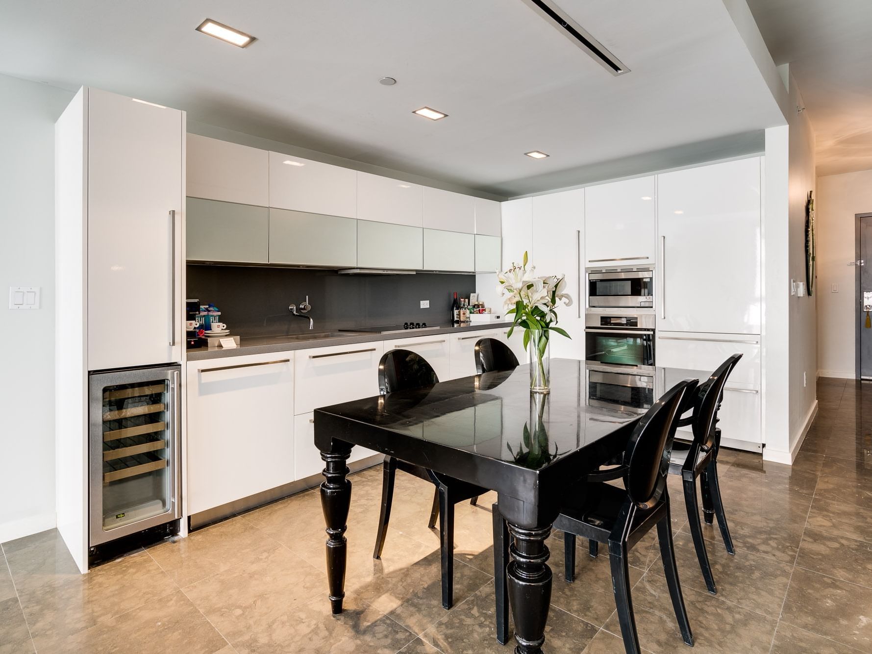 Dining area of One Bedroom Suite at Boulan South Beach
