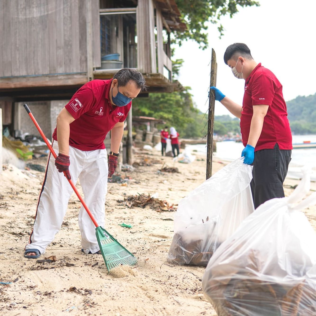CSR 2021 - World Environment Day – Beach Cleanup | Lexis Suites® Penang