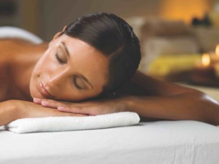 A lady relaxing in the spa at Ana Hotels Europa Eforie Nord
