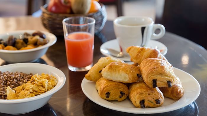 Closeup of served healthy breakfast at Hotel Qualys reims t.