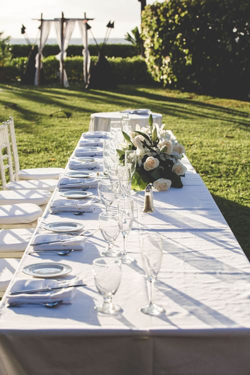 wedding table outdoor venue