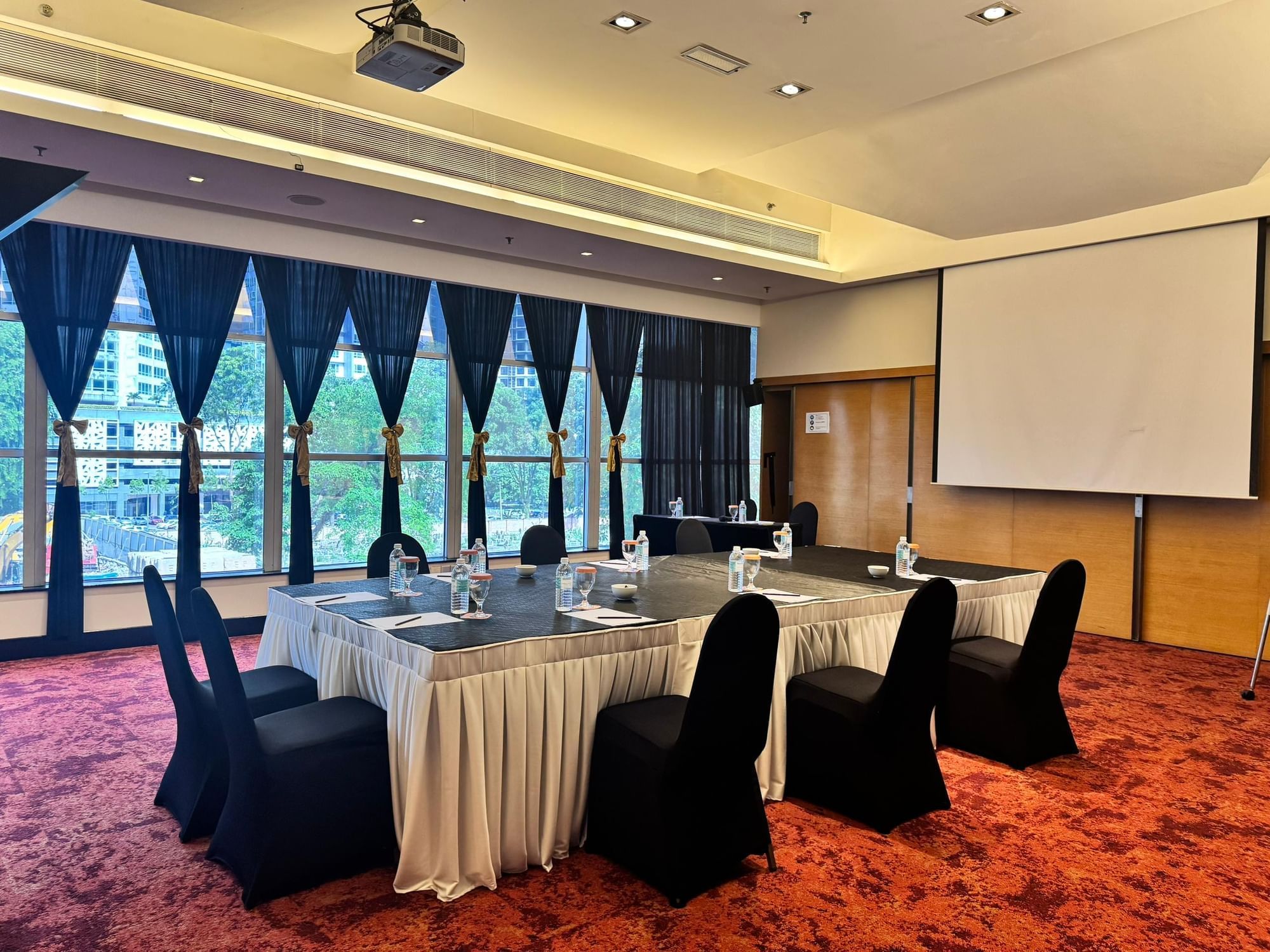 Tembusu - Hotel Maya KL