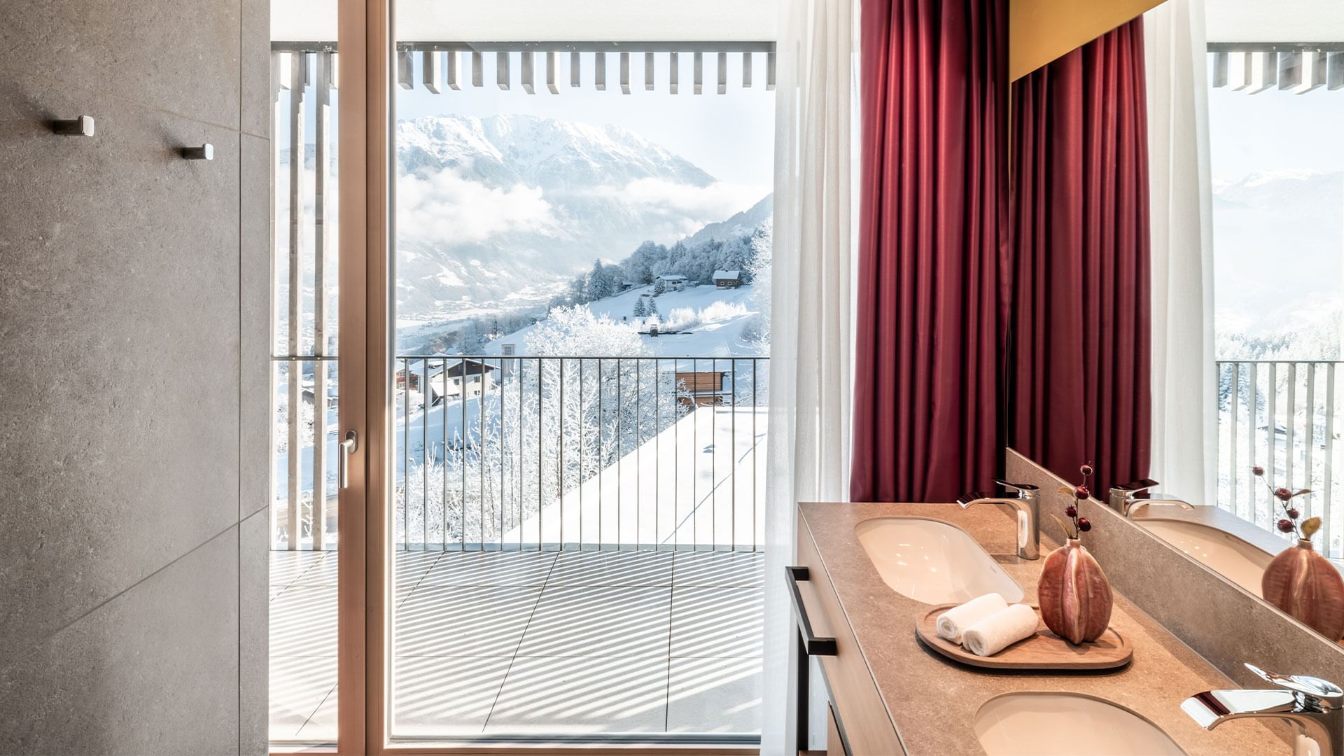Bathroom & balcony view, Panoramic Suite, Falkensteiner Hotels