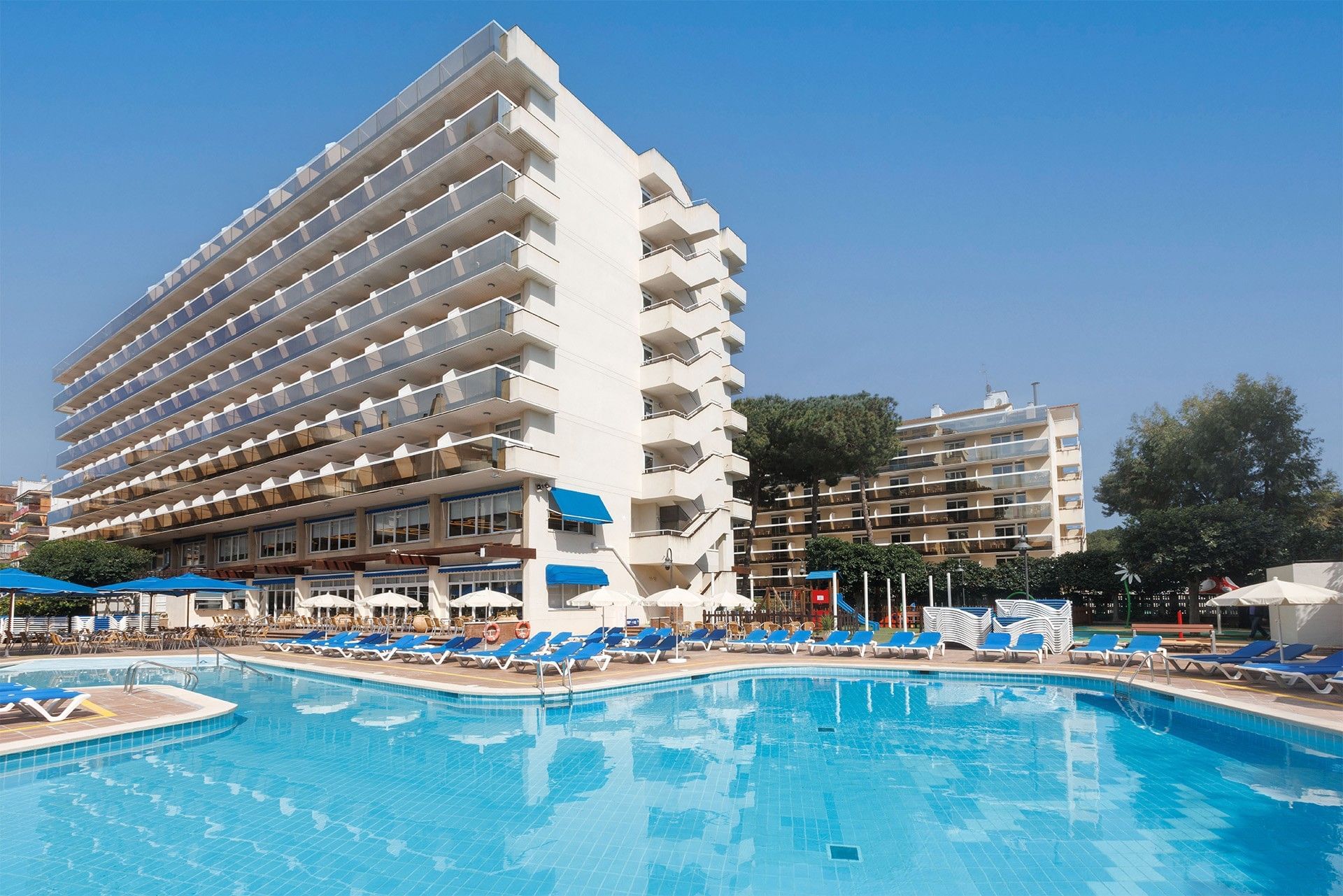 Pool at Ponient Marinada