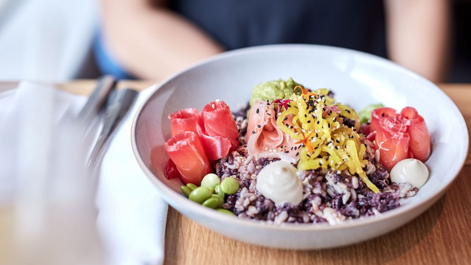 Novotel Cairns Oasis Resort Moku Bar & Grill poke bowl