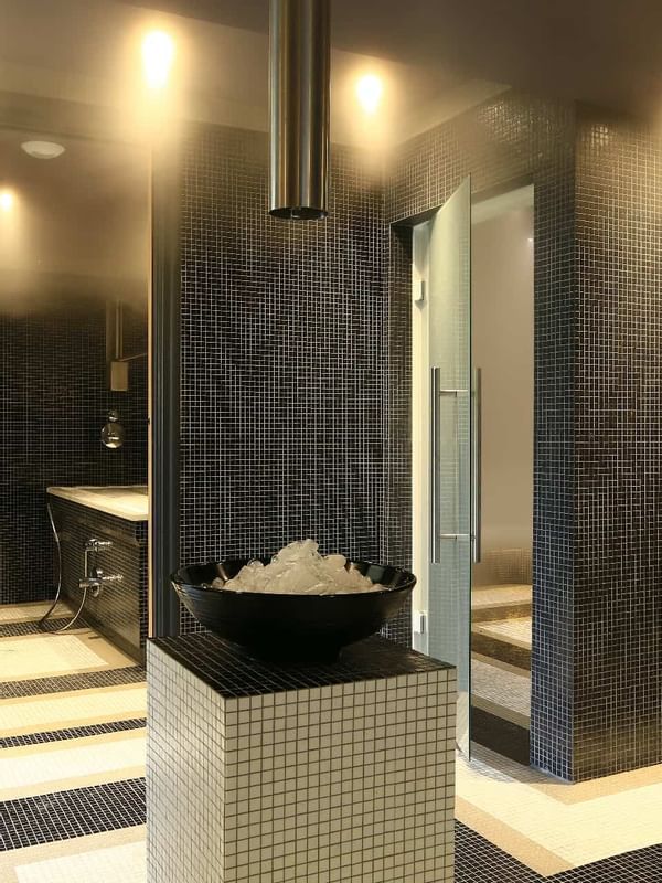 Shower & bathtub in the Spa at Domaine de Manville