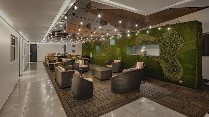 Lobby area with greeny interior at Gamma Puebla Señorial Centro