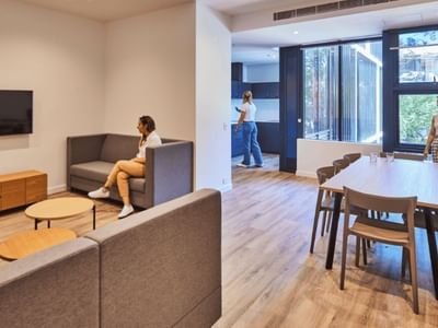 7 or 8 Bedroom Shared Apartment