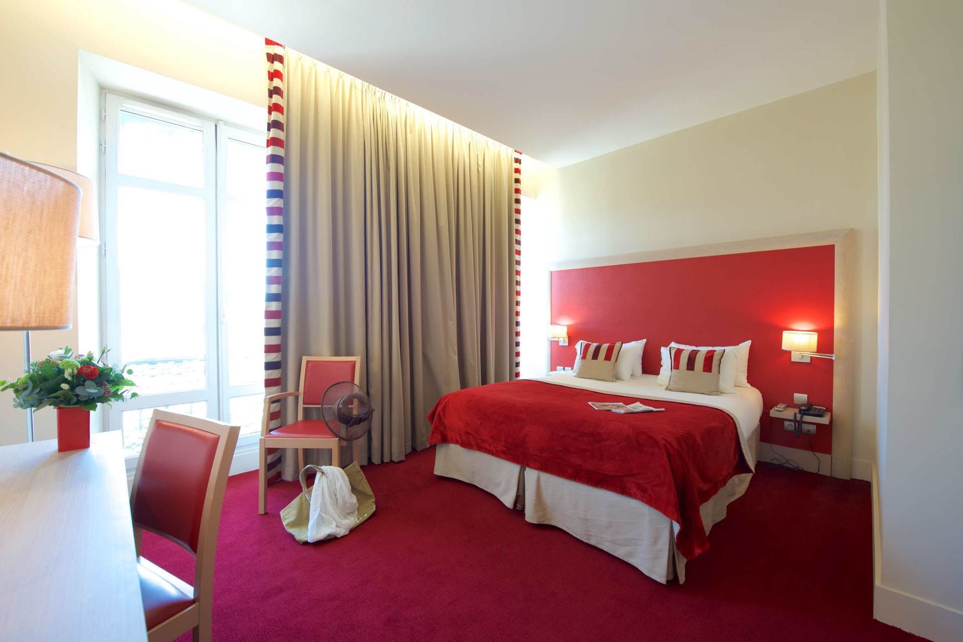 Comfort Room at Hôtel du Parc in Salies-de-Béarn, France