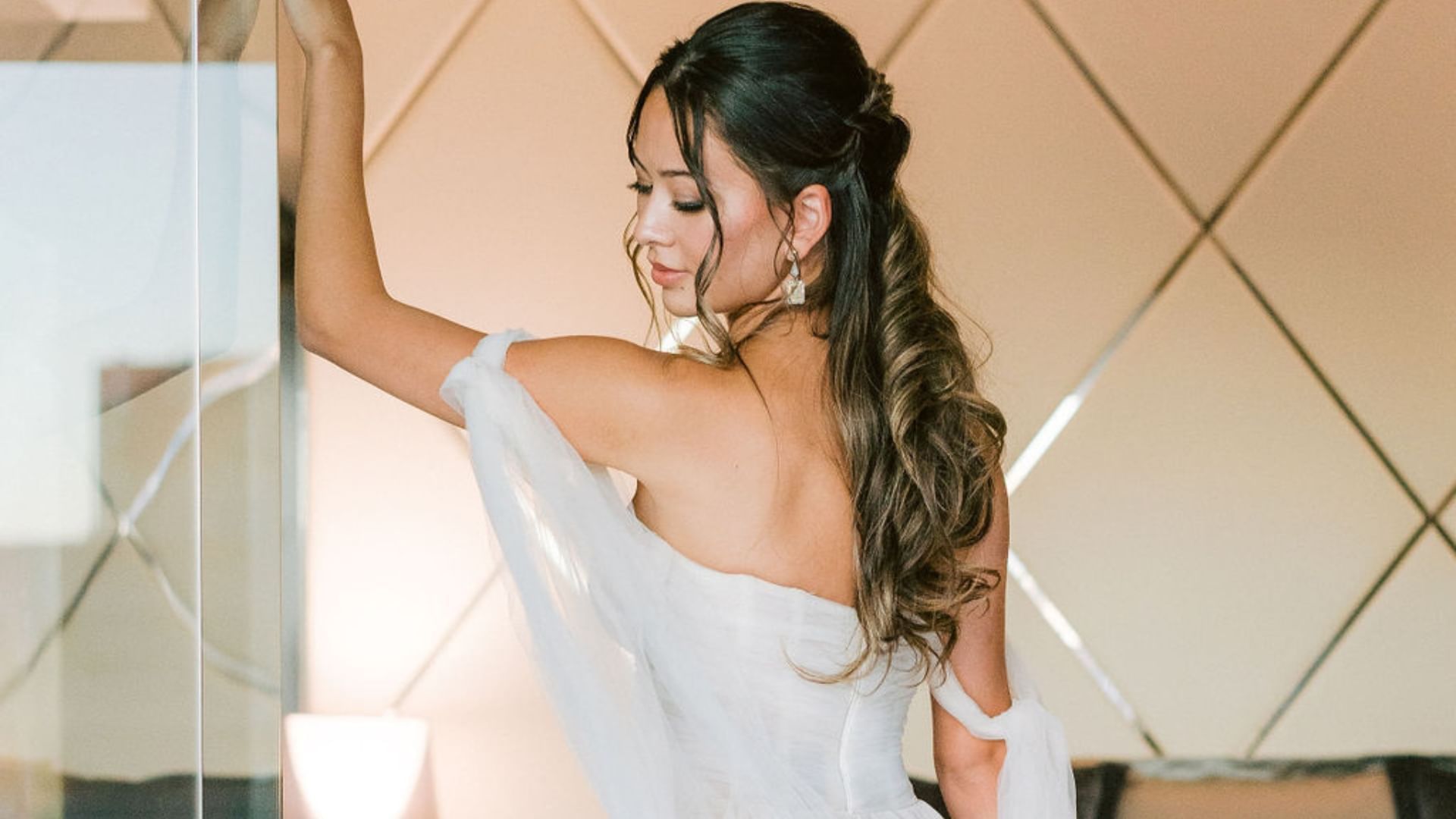 Weddings-Paradox-Hotel-Vancouver Credit: Dreamsoda-Creative