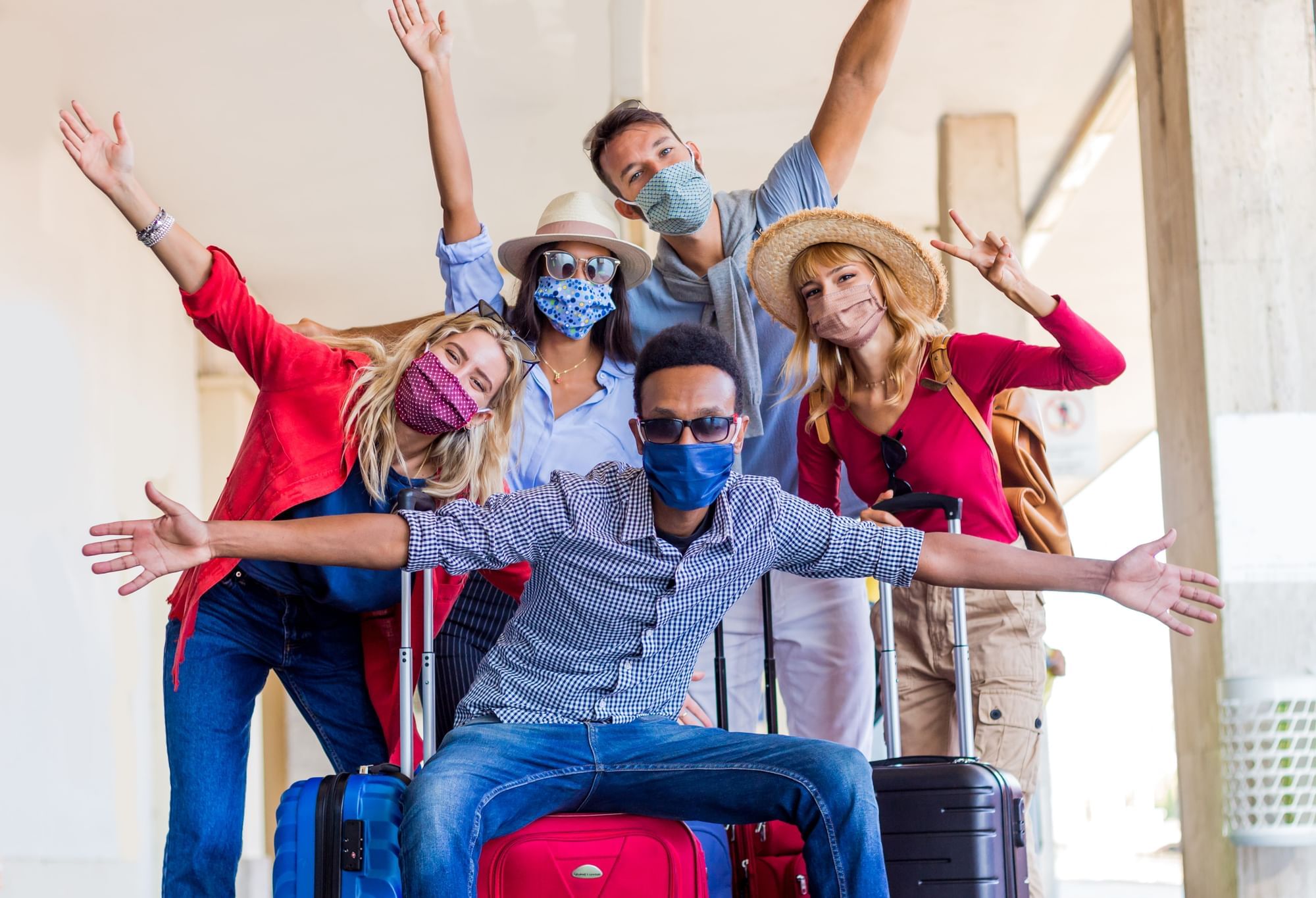 Un grupo de personas posando para una foto en Marquis Los Cabos