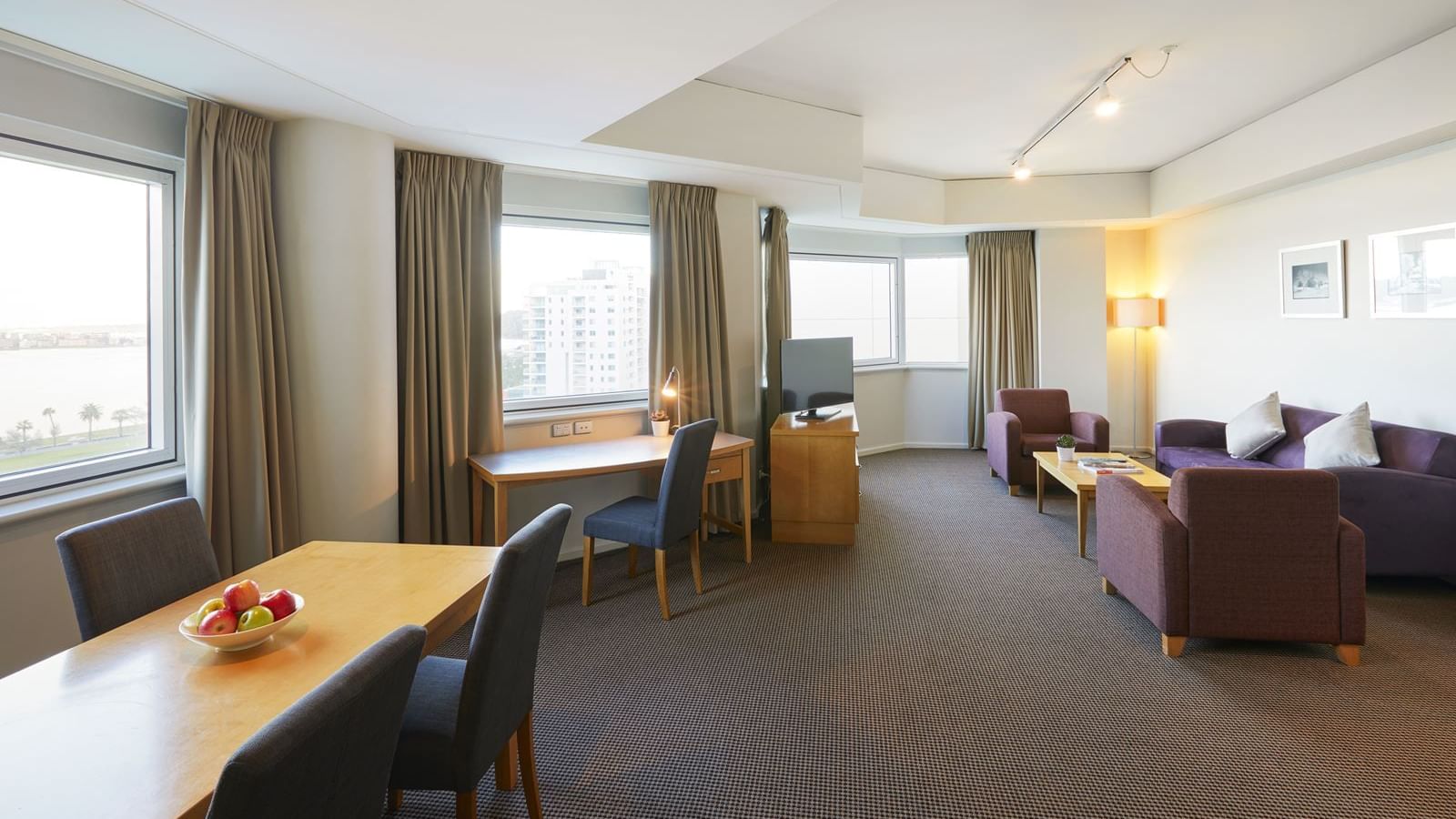 Deluxe_Suite_1