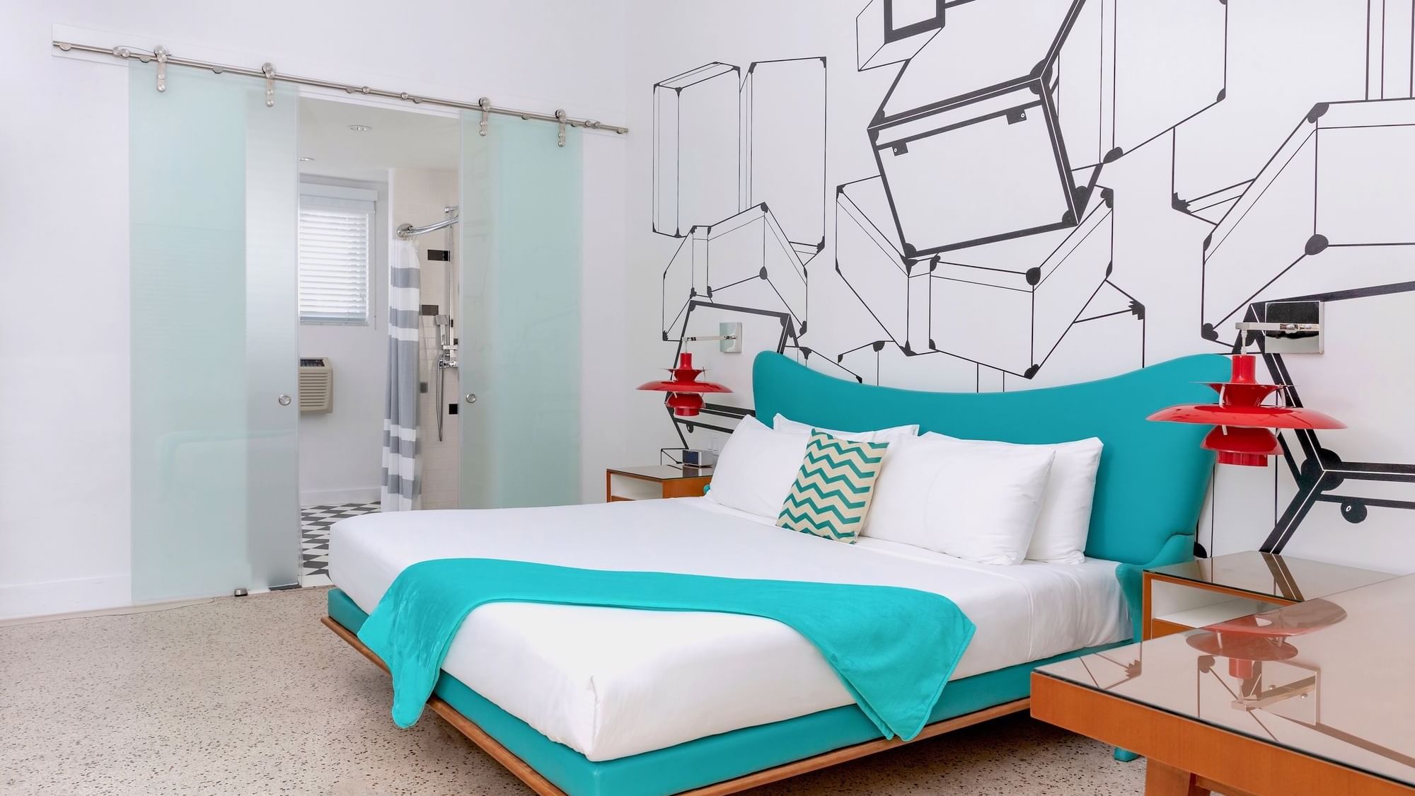 ADA Accessible Room - Catalina King - The Vagabond Hotel Room