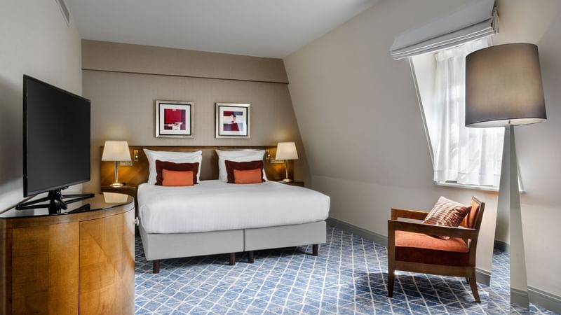 Premium Deluxe Room vue lit au Warwick Brussels