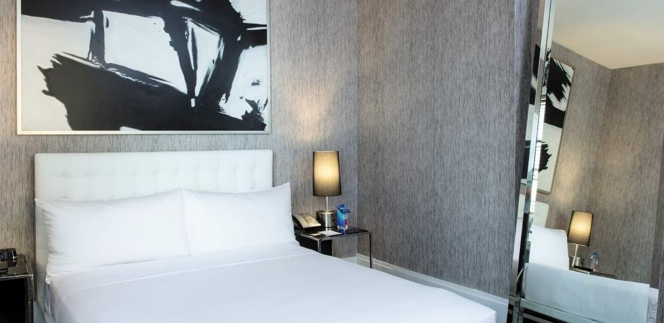 stylish guest rooms at square hotel times square