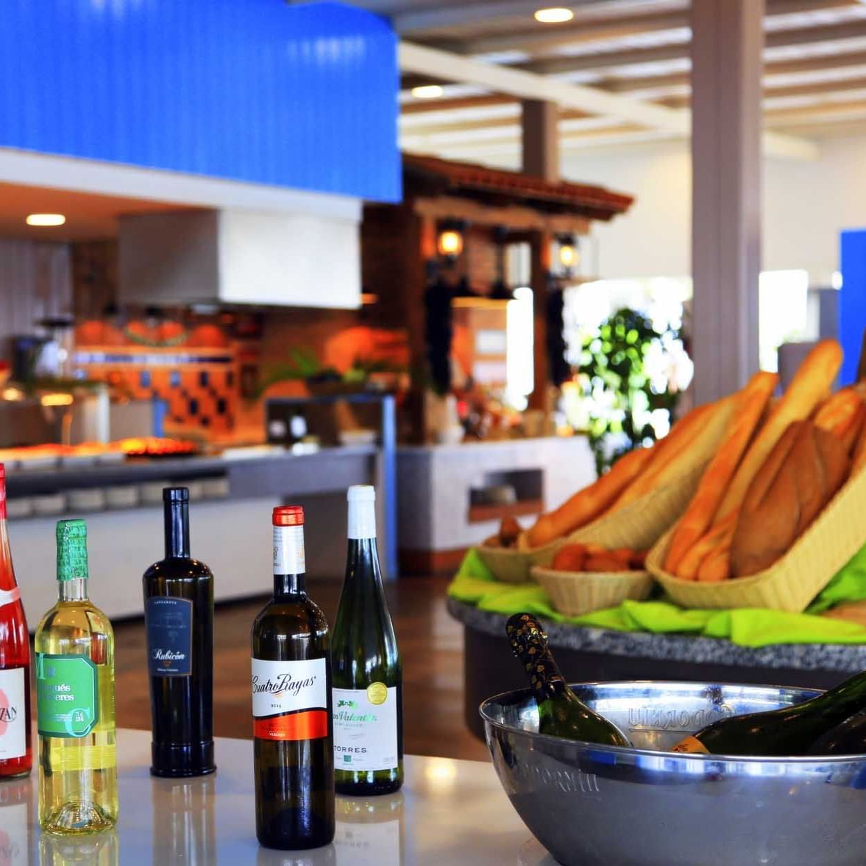 Lobos Beach Restaurant | Bars & Restaurants In Corralejo