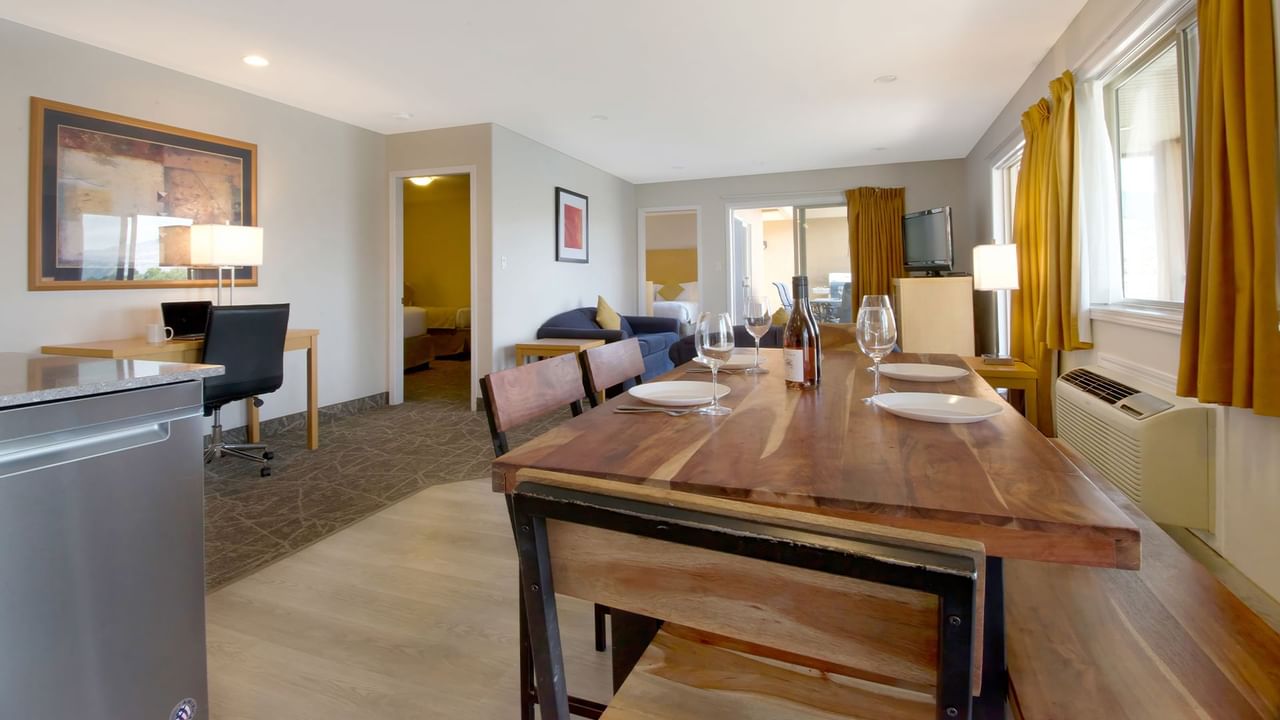 Room with a dining table