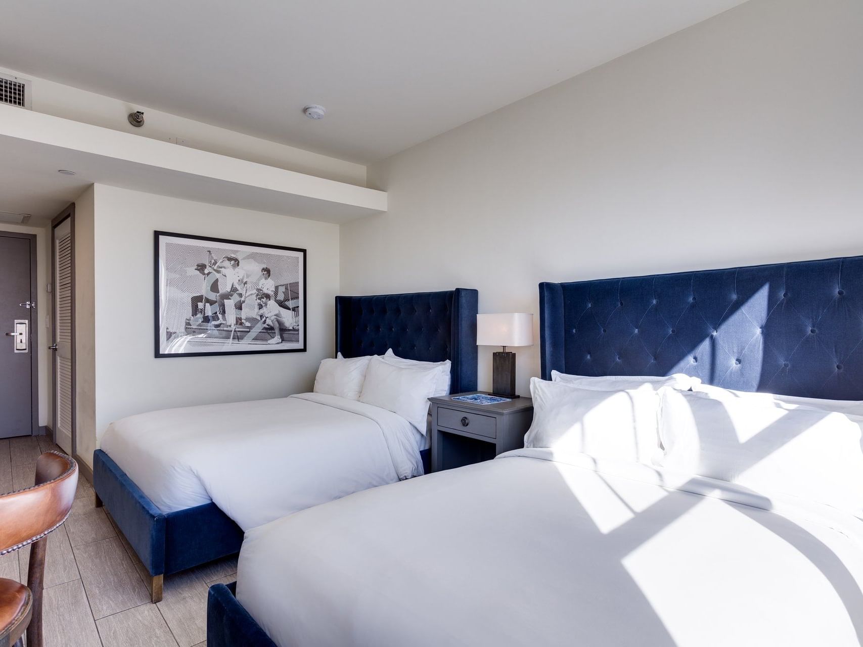 2 beds in Classic Terrace Double bedroom at Clinton Hotel