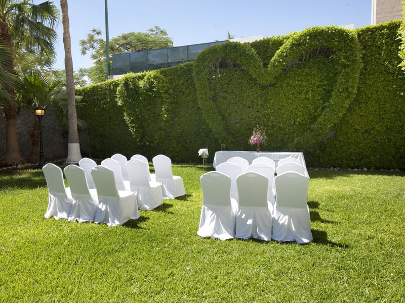 An Outdoor weddings set-up at Fiesta Americana Hermosillo