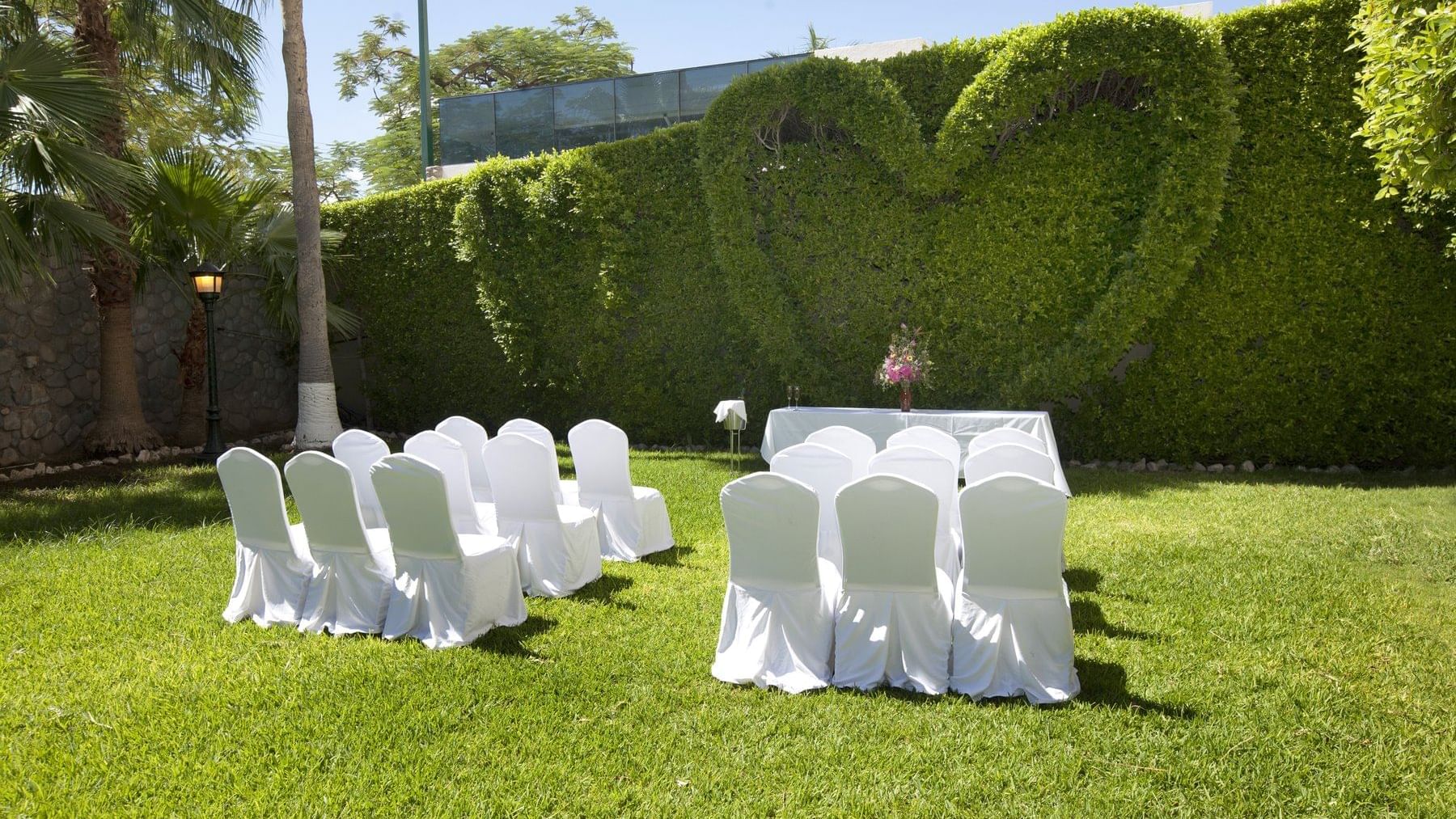 An Outdoor weddings set-up at Fiesta Americana Hermosillo