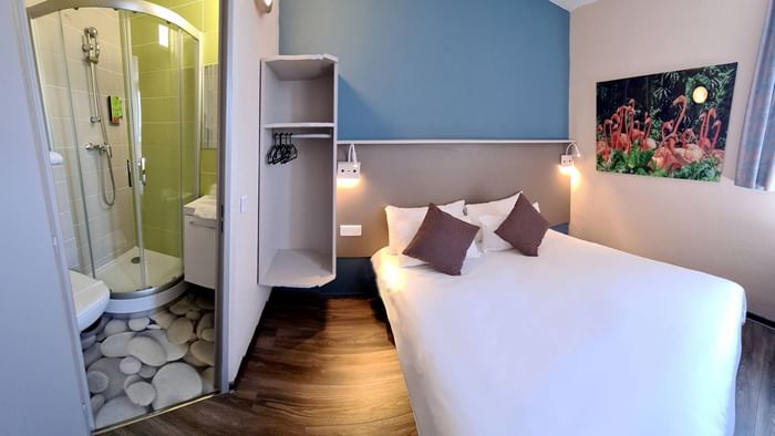 Interior of the Suite bedroom at Hotel Marseille Airport