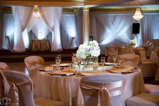 Floral Banquet arranged for a wedding at Safety Harbor Resort