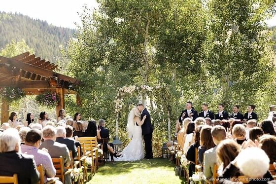 Bald Mountain Lawn Wedding