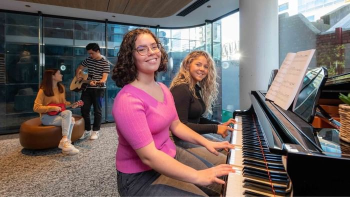 UniLodge-Melbourne-Central-Music-Room