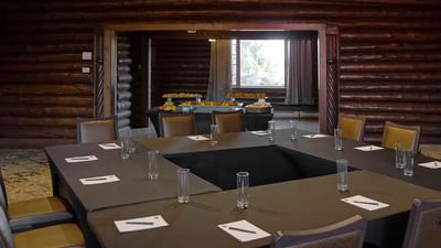Hollow square table in Les Cedres at Hotel Mont Gabriel Resort