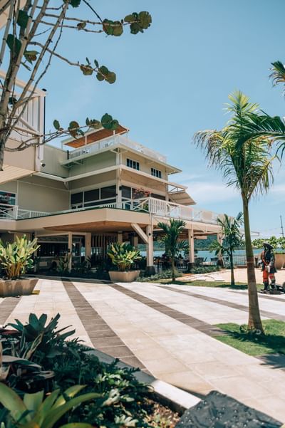 Exterior view of the front garden and entrance to the Amaka Ocean Living Lodge