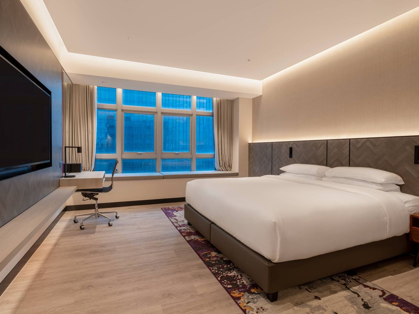 Orchid Hotel Deluxe Room With Cityscape Views
