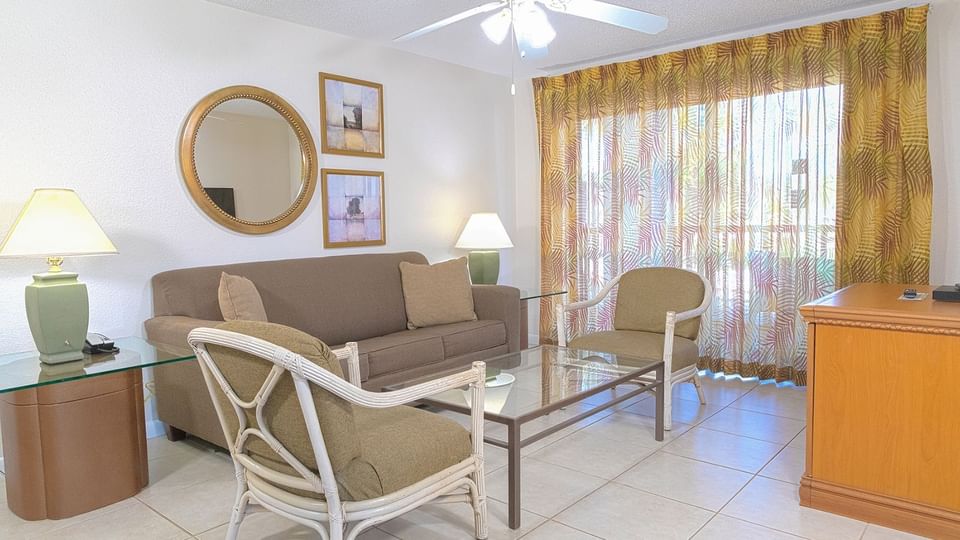 Living area, Two Bedroom Premium Suite in Palm Coast at Legacy Vacation Resorts