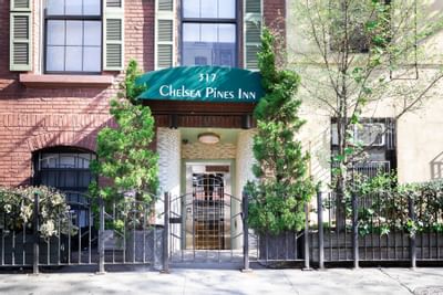 Exterior of Chelsea Pines Inn.