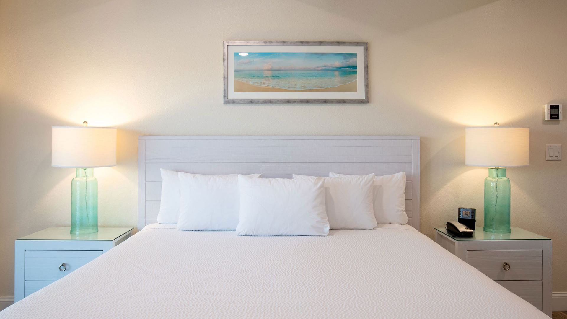 Rooms and Suites - Legacy Vacation Resorts