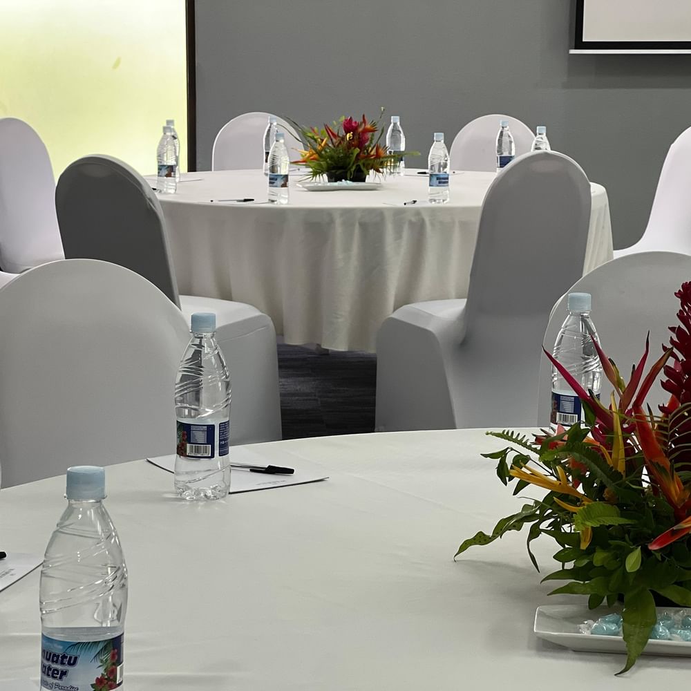 Marquee Meeting Room Warwick Le Lagon Port villa