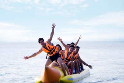 Few people on the banana boat ride 