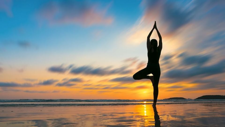 Yoga Indian Shores near Legacy Vacation Resorts