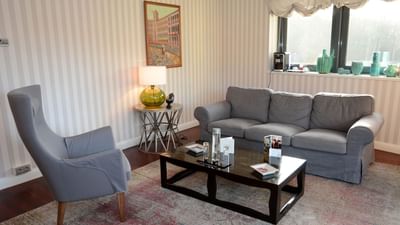 Suites - 2
