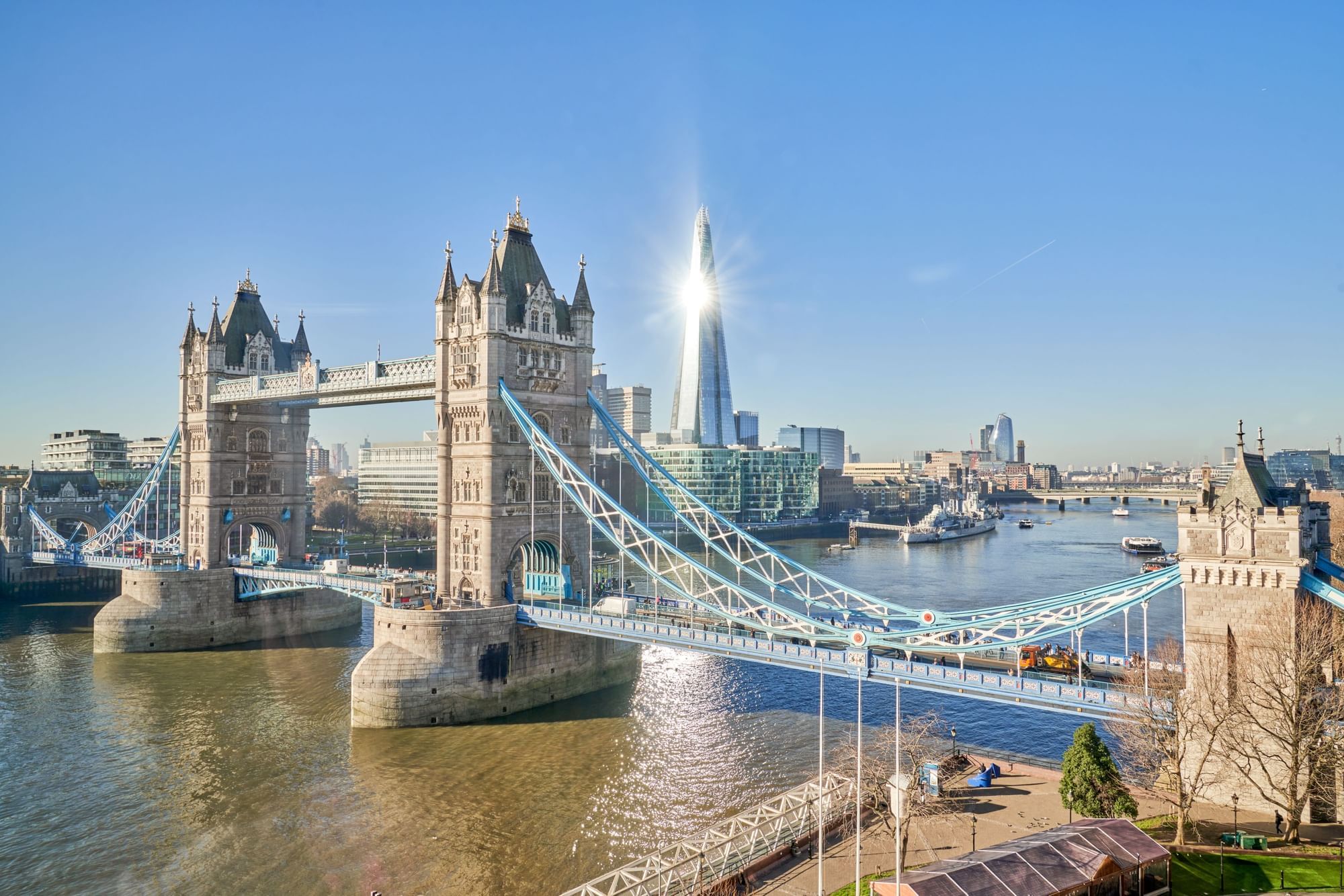 Tower Bridge sale (London)