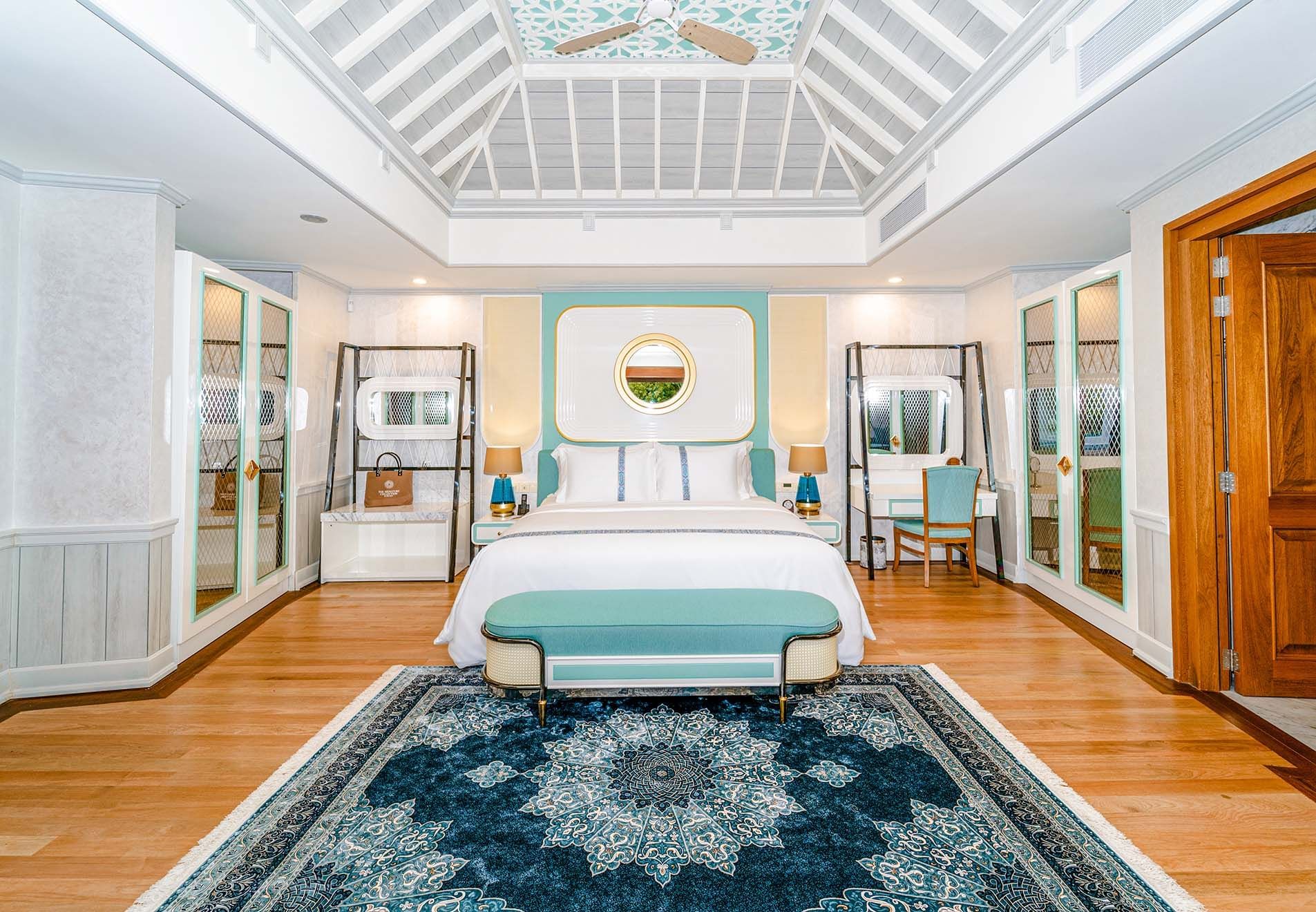 Bed & furniture in a room, The Signature Collection by Hideaway