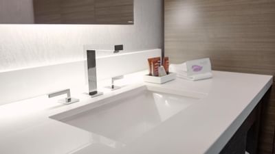 Bathroom vanity area in a room at The Nest Palo Alto