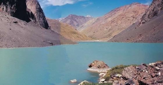 view of El Yeso Lagoon near NOI Puma Lodge Hotel