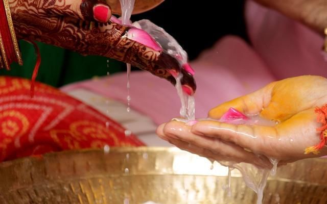 Hindu weddings Kanyadaan ritual at Easthampstead Park